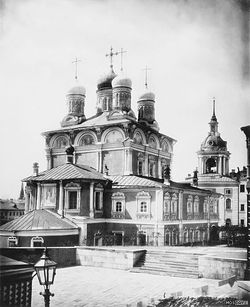 Знаменский монастырь, третьеклассный мужской, на Варварской улице. Фото 1882 г.