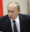 Премьер Владимир Путин попросил депутатов-"единороссов" принять законодательные меры для сокращения потребления алкоголя в РФ