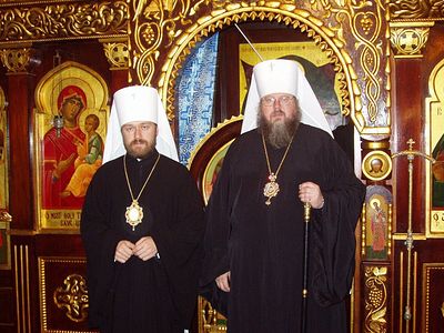 Metropolitan Ilarion of Volokolamsk visits OCA chancellery, meets with head of the Greek Archdiocese in America