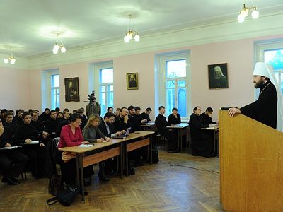 DECR chairman reads lecture on Orthodox-Catholic relations at Moscow theological schools