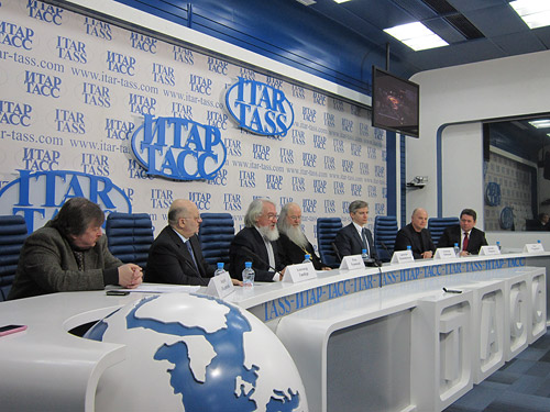 Пресс-конференция с участием о. Владимира Волгина на тему возрождения храма