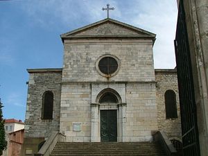 Церковь святого Иринея где покоятся мощи мучеников 