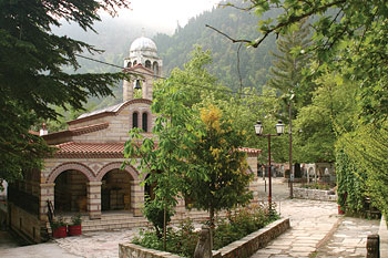 Монастырь св. Агафона, Ламия