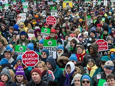 Hundreds of thousands join record-breaking U.S. March for Life 