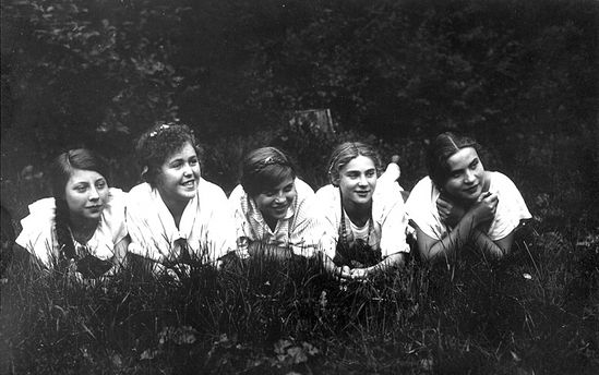 Девушки из общины Никольского храма. 20 сентября 1925 г. Петровско-Разумовское 