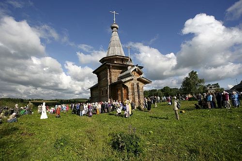 Деревянный храм в честь св. пророка Божия Илии. Село Ивановское-на-Лехте. 