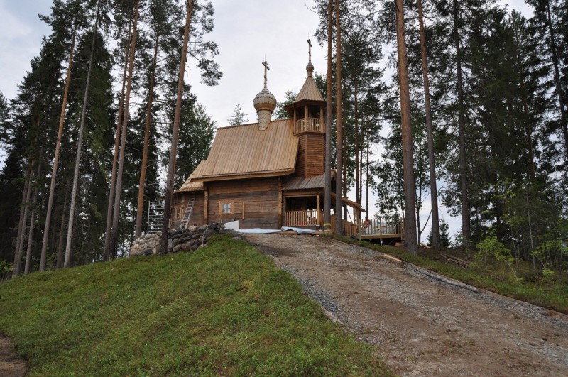 The church "Garden" was covered yesterday with 800 square meters of ground taken from north Karelia...