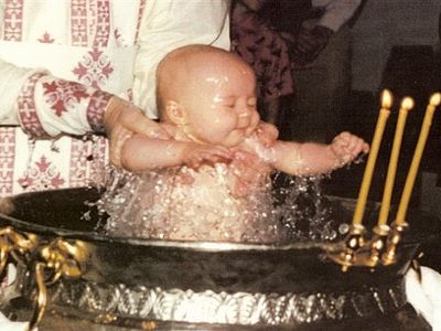 Учитель во Христе: роль крестного в Таинстве Крещения