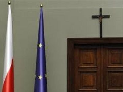 Crucifix will stay in Parliament: Polish court