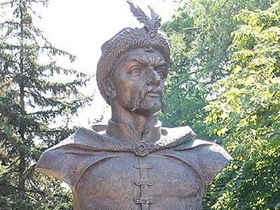 Monument to Bogdan Khmelnitsky Dedicated in Belgorod