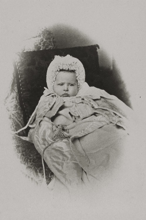 1865 г. Юная принцесса Елизавета Гессенская
