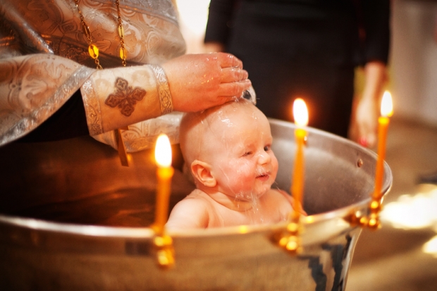 Патриарх Илия II станет крестным отцом еще 1000 детей