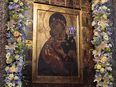 Божественная литургия в Сретенском монастыре в день празднования Владимирской иконы Божией Матери