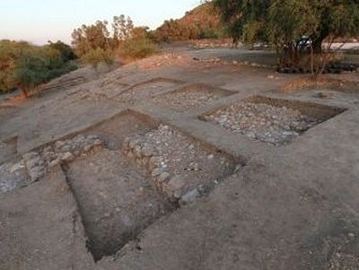 Archaeologists unearth the gate to Goliath’s hometown