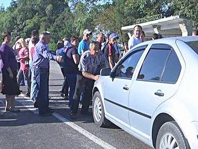 Тернопольская область: в Колосовой продолжается битва за храм