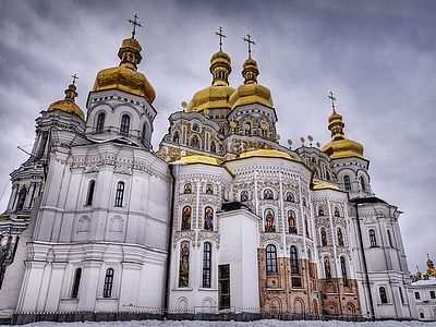 Киевсовет рассмотрит петицию о «передаче» Киево-Печерской Лавры «киевскому патриархату»