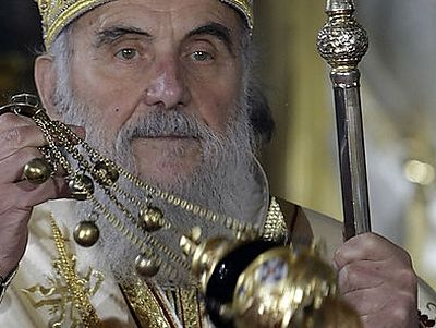 Serbian Patriarch urges Poroshenko to stop the seizure of Orthodox shrines