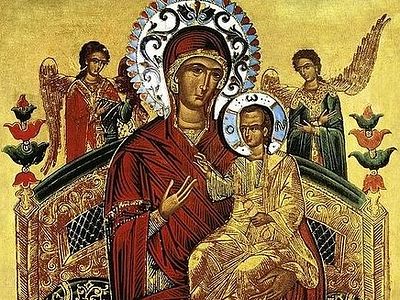 Tomsk meets the Pantanassa icon of the Mother of God