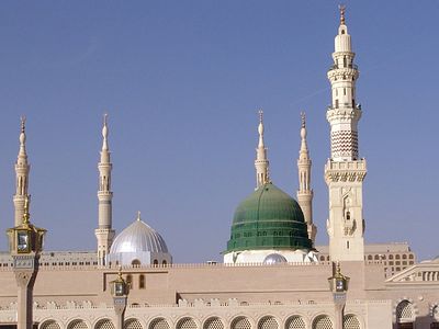 Взрыв около Мечети Пророка в Медине унес жизни нескольких силовиков
