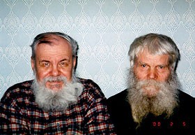 Афанасий Герасимович Мурачев (справа) и Н.Н. Покровский (2000 г.).