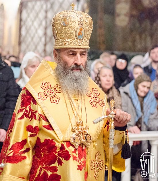 Митрополит Онуфрий призвал президента Украины встать на защиту верующих