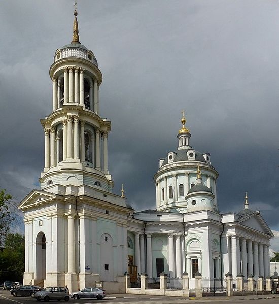 Храм Мартина Исповедника — один из самых ярких памятников архитектуры классицизма в Москве