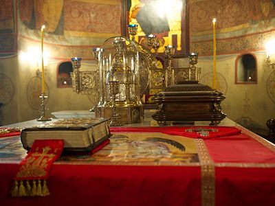 Всенощное бдение в Сретенском монастыре накануне дня памяти святителя Николая, архиепископа Мирликийского