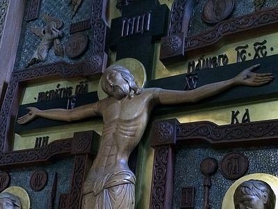 Божественная литургия в Сретенском монастыре на Воздвижение Честного и Животворящего Креста Господня