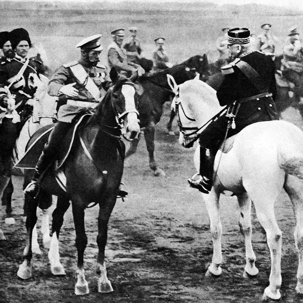 Император Николай II c французский генерал Жофр.