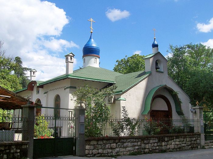 Храм Святой Троицы в Белграде