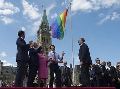 Канадское правительство заставляет работодателей придерживаться либеральных взглядов на аборты и проблемы сексуальных меньшинств