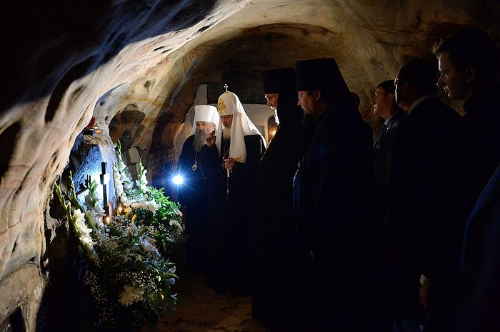 Святейший Патриарх Кирилл в Псково-Печерском монастыре