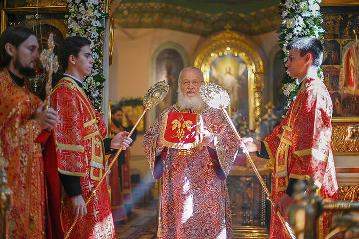 В день памяти пророка Божия Илии Святейший Патриарх Кирилл совершил Литургию в храме Илии Пророка