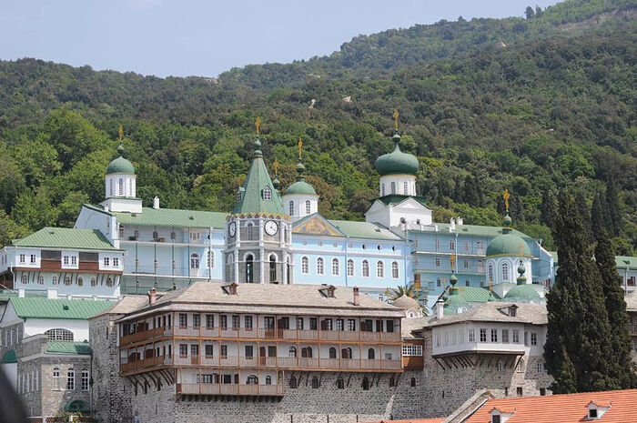 Паломническая группа православных меценатов посетила Русский Свято-Пантелеимонов монастырь на Афоне