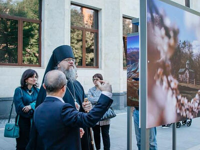 Во Владикавказе открылась фотовыставка, приуроченная к празднованию 1100-летия Крещения Алании