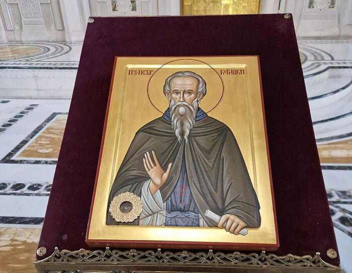 В московский Сретенский монастырь прибыла святыня из Сербии