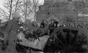 Перенесение праха генерал-лейтенанта Каппеля из Нового собора в женский монастырь в Чите, февраль 1920 г.