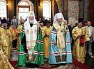 Святейший Патриарх Кирилл и Блаженнейший митрополит Владимир совершили молебен в киевском соборе Святой Софии