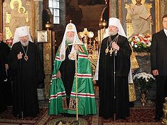 On Metropolitan Vladimir’s 75th birthday, Patriarch Kirill celebrates Divine Liturgy at Kiev-Caves Lavra