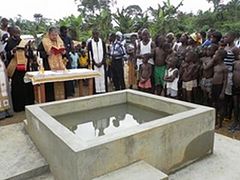 People of Ghana receive the Orthodox faith