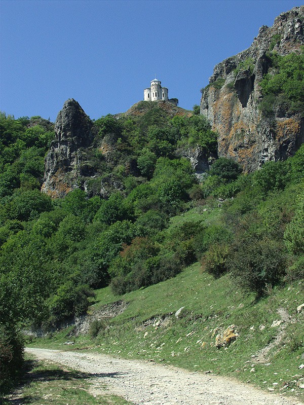 Храм святого великомученика и Победоносца Георгия, X век