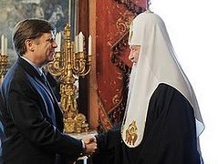 Primate of the Russian Orthodox Church meets with US Ambassador Michael McFaul