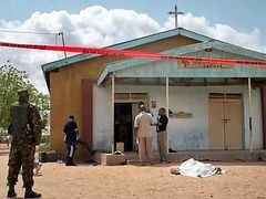 Kenyan churches attacked by gunmen, grenades, killing 17