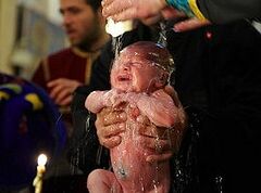 Соборное крещение новорожденных прошло в кафедральном соборе Тбилиси