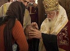 Католикос-Патриарх всея Грузии совершил крещение 915 младенцев