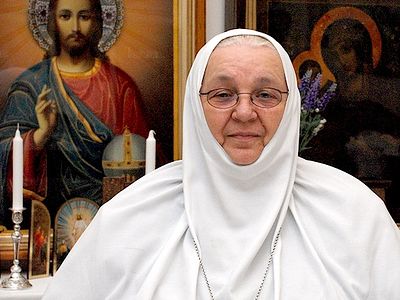 "The Lampada Lit By Itself!" Abbess Moisseia talks about the Holy Land