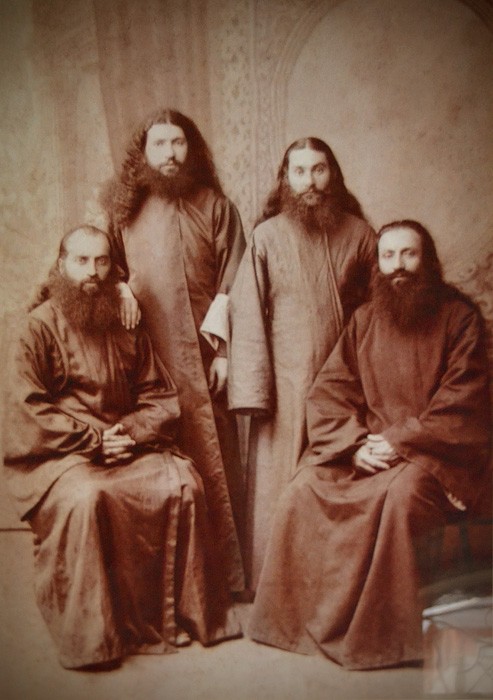 Братья Карбелашвили, которые собирали и записывали церковные песнопения