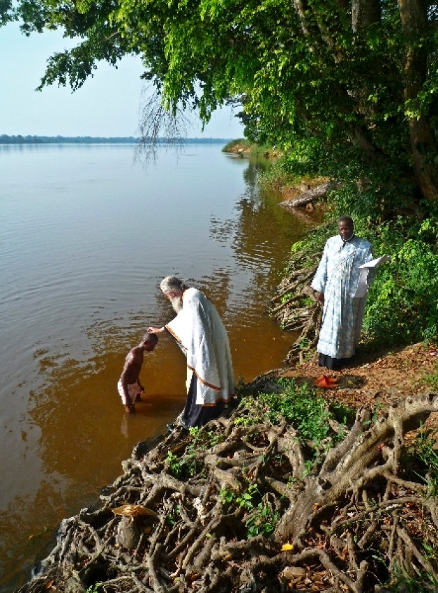 Крещение в водах реки Убанги, Импфондо