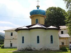 В Карачаево-Черкессии обсудили вопросы сохранения древнейших в России храмов