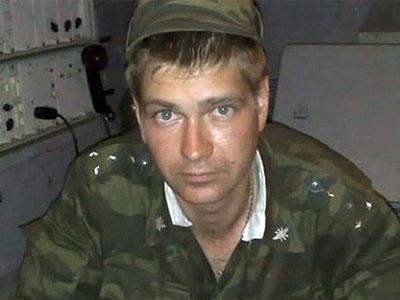 Комбат-батяня...&nbsp;<BR>Майор Сергей Солнечников погиб, спасая солдат